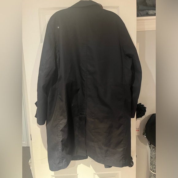 BURBERRY TRENCH COAT - Picture 3 of 4